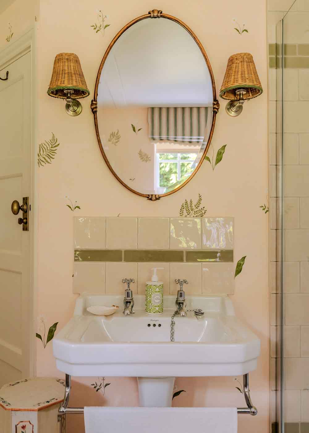Herbarium Forest Wallpaper ~ Blush