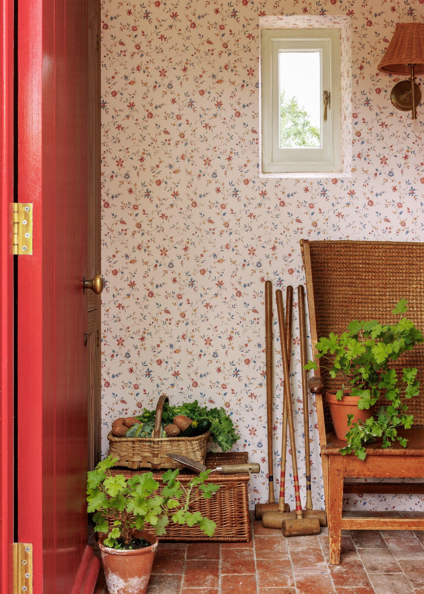 Indienne Trailing Wallpaper ~ Russet