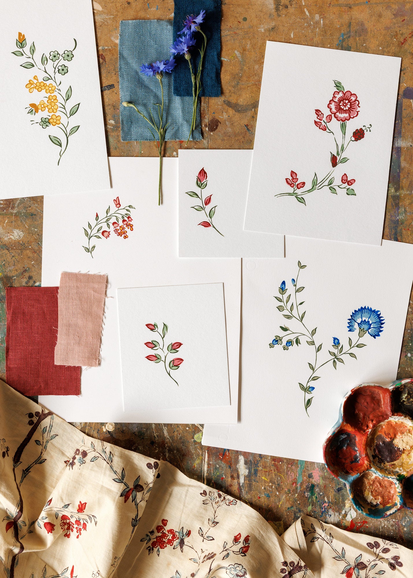Indienne Vine Wallpaper ~ Marigold / Cornflower