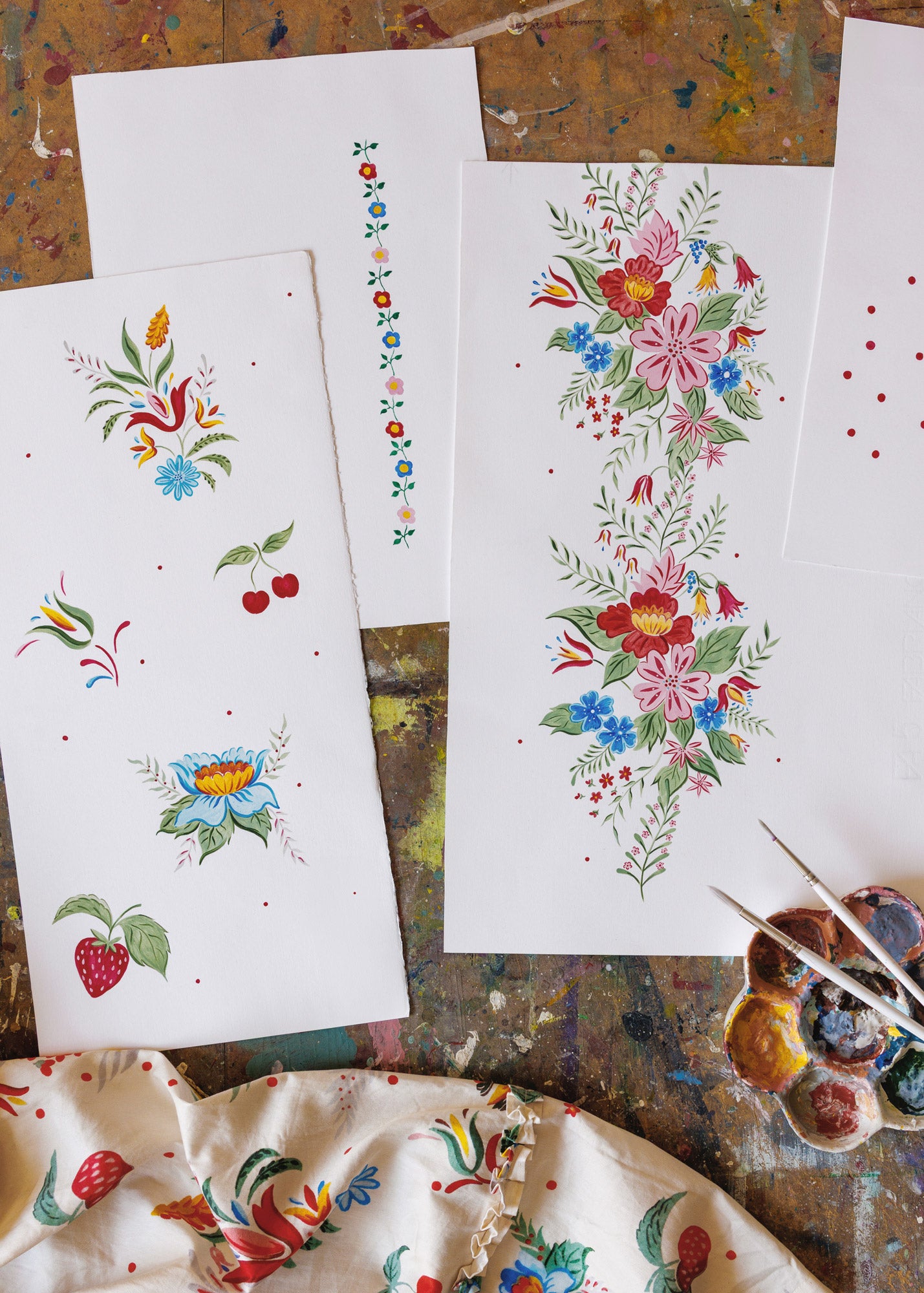 Nutcracker Stripe Wallpaper