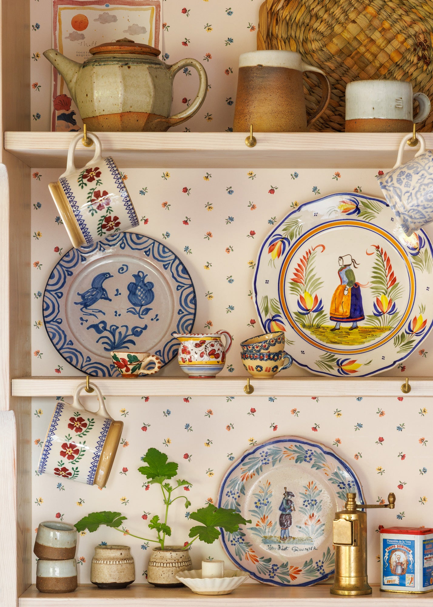 Petites Fleurs Wallpaper ~ Pop