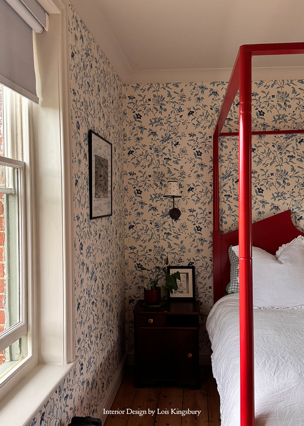 Secret Garden Wallpaper ~ Delft