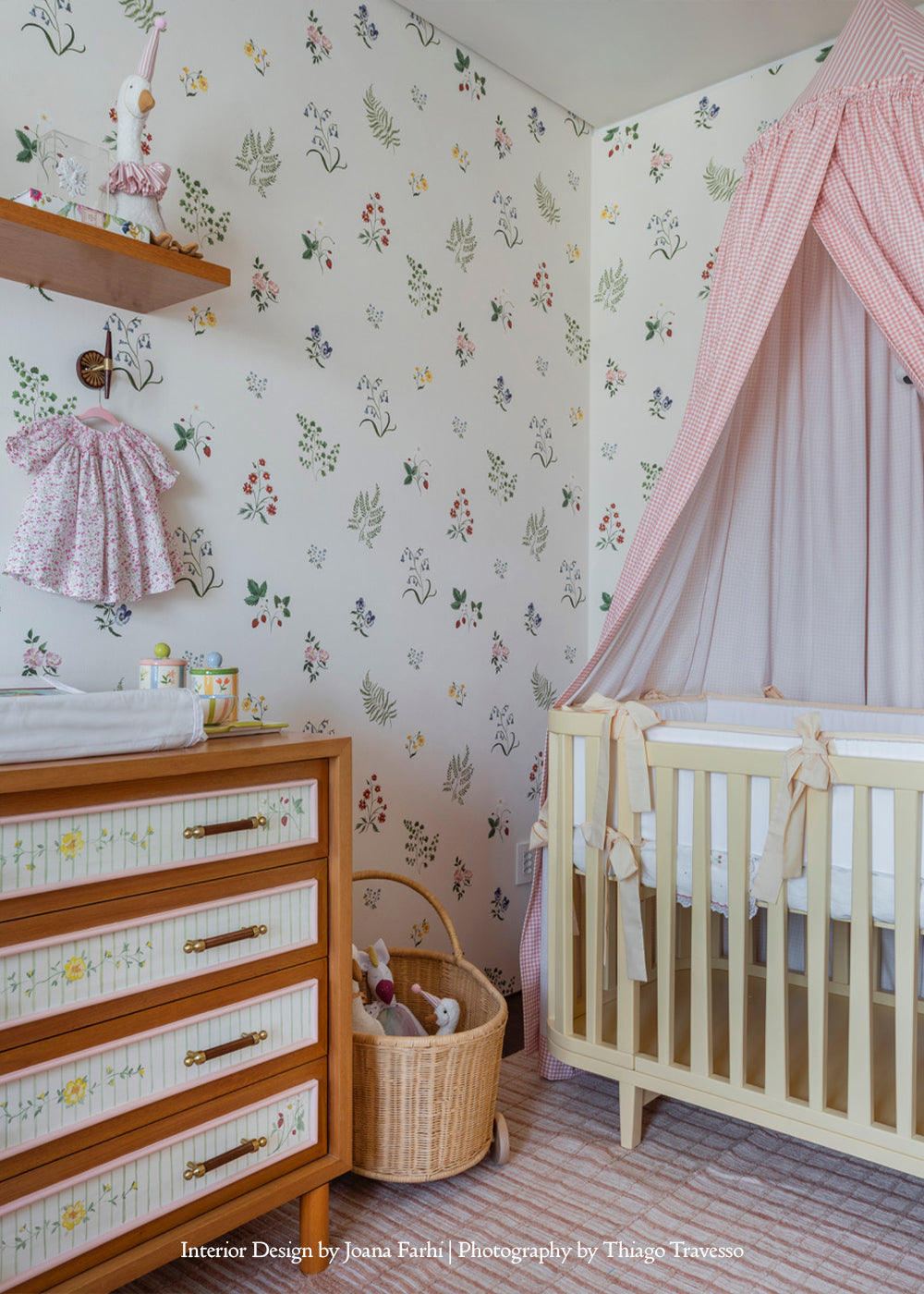 Herbarium Wildflower Wallpaper ~ Ivory