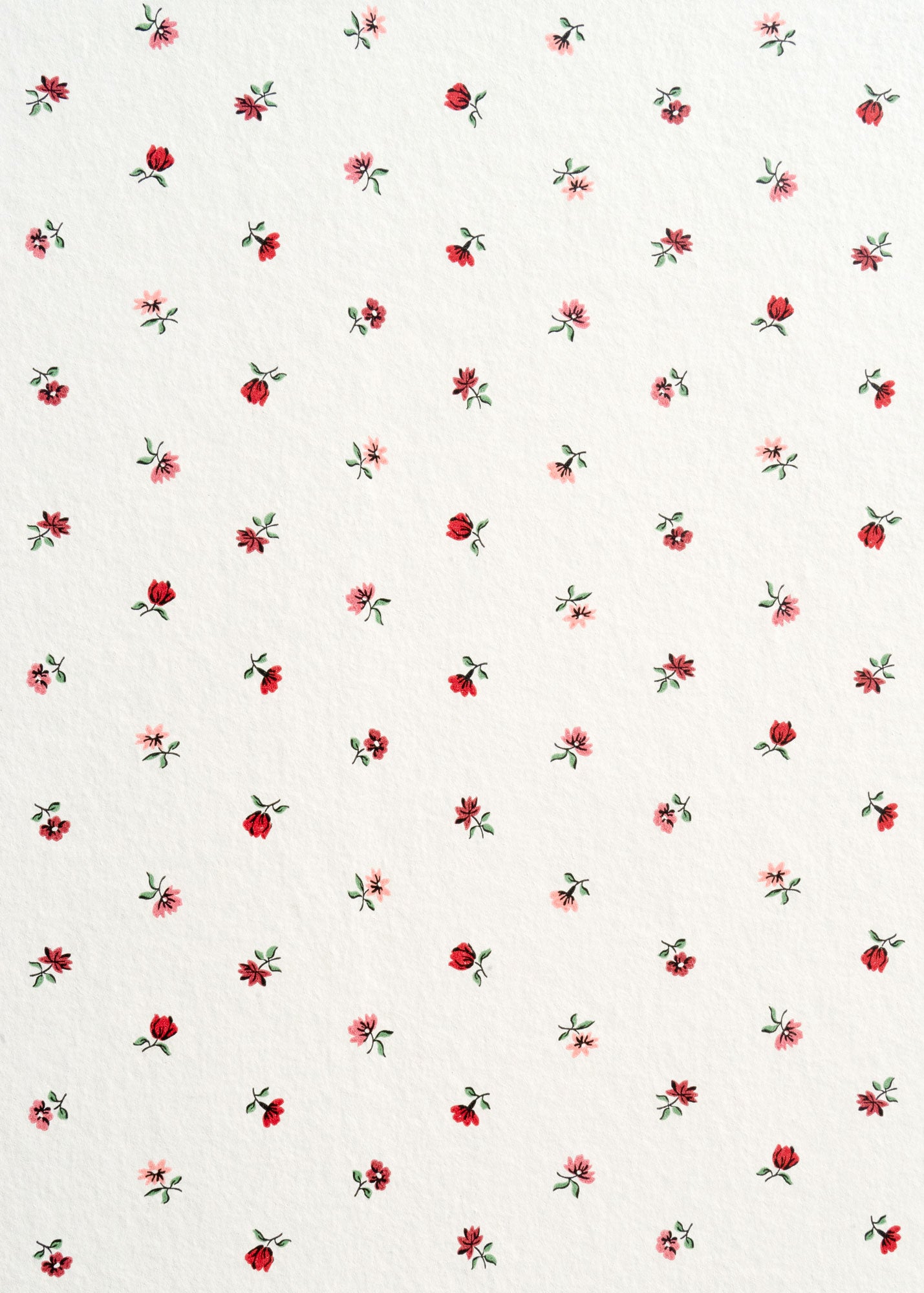 Petites Fleurs Wallpaper ~ Berry