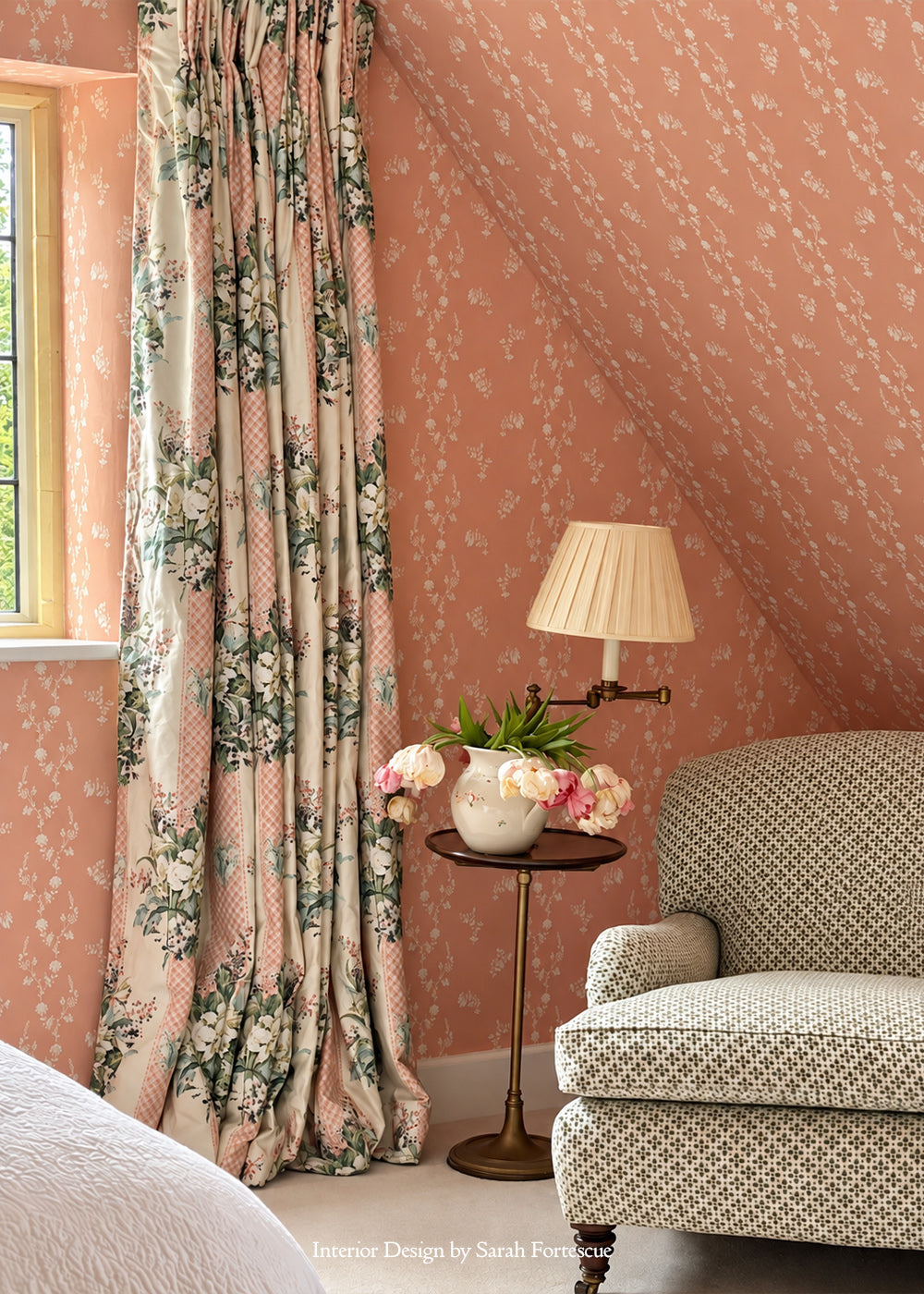 Indienne Lace Wallpaper ~ Rose Pink