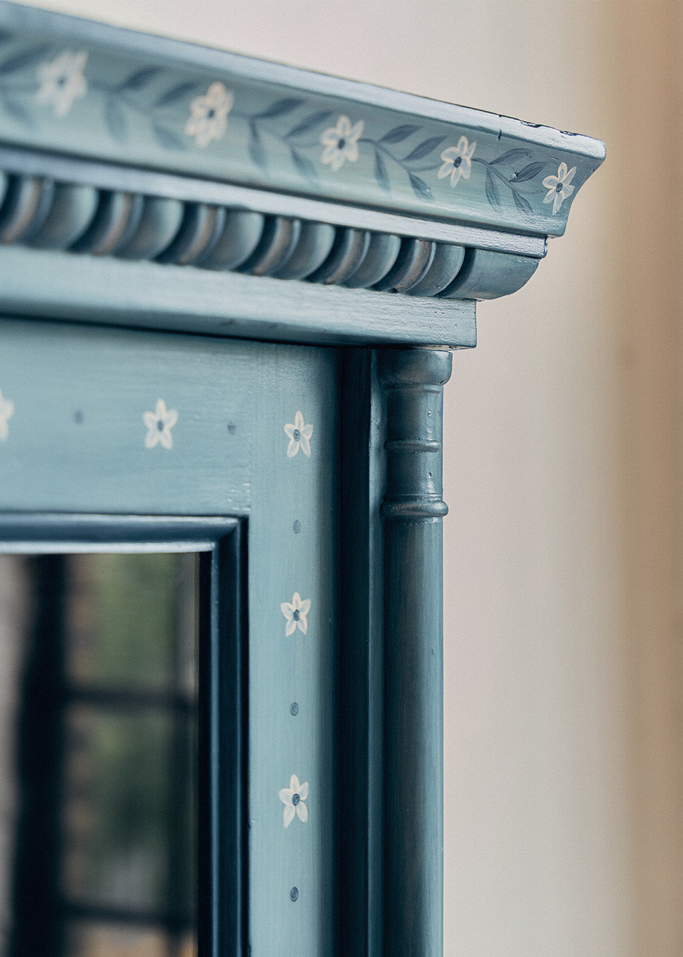 Tess Newall x Vinterior Dresser