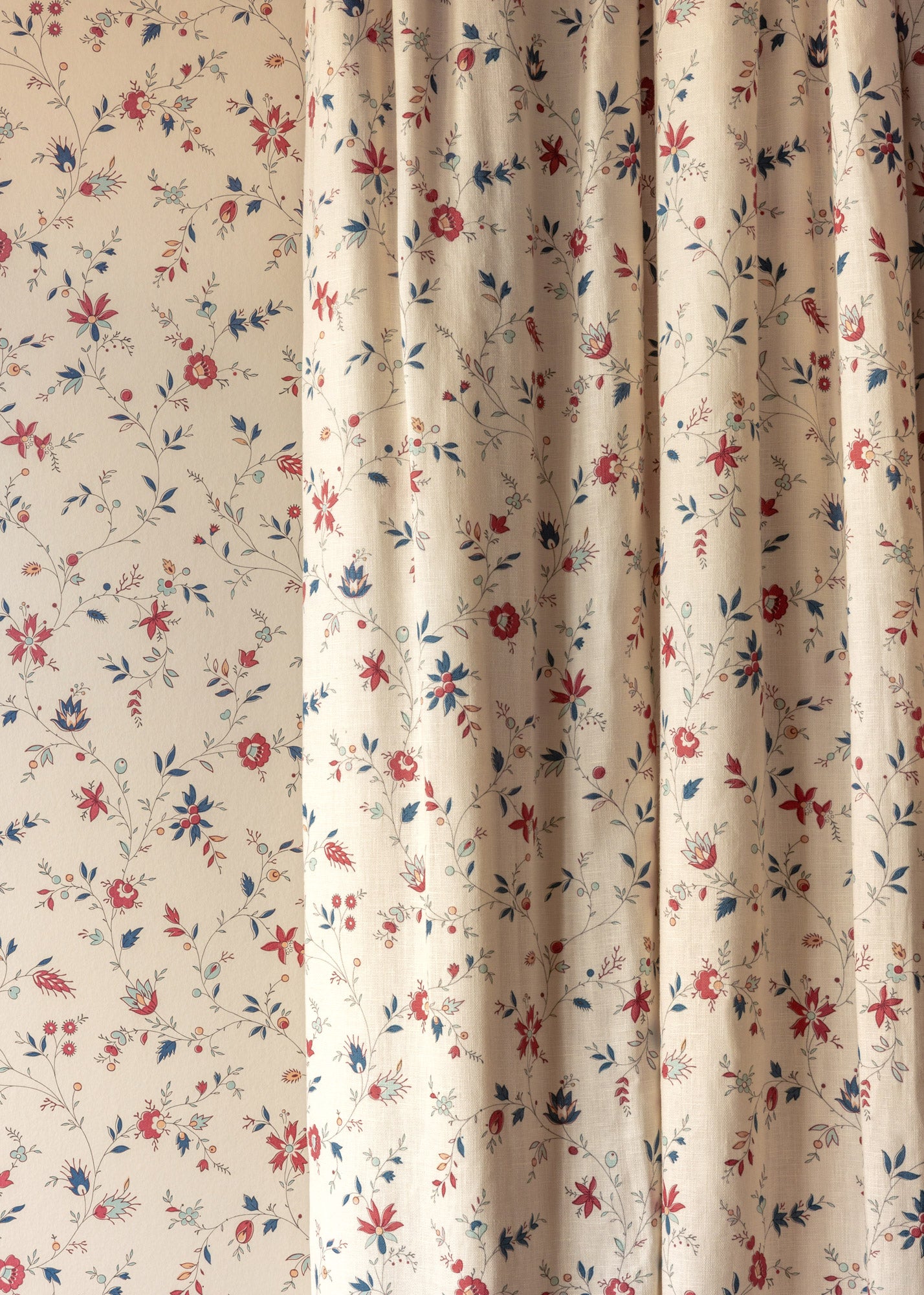 Indienne Trailing Fabric ~ Marseilles